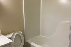 Bathroom_2-scaled