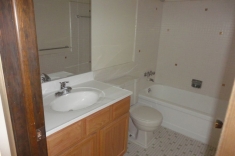 Holiday Center Apartments Model Bathroom